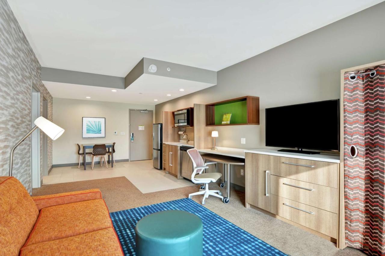 One-Bedroom King Suite - Non-Smoking at Home2 Suites by Hilton Charlotte Piper Glen
