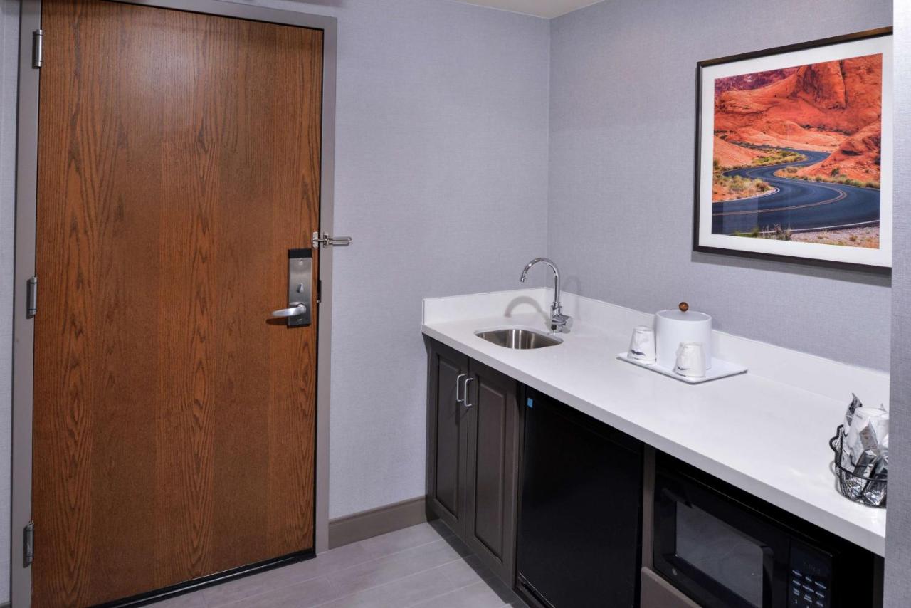 Non-Smoking King Studio Suite at Hampton Inn & Suites Carson City