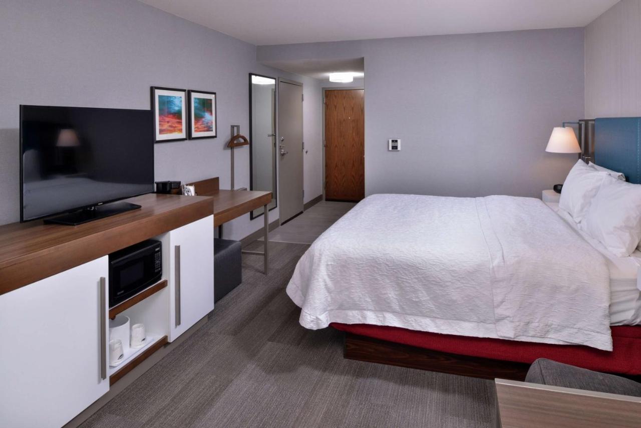 King Room - Non-Smoking at Hampton Inn & Suites Carson City
