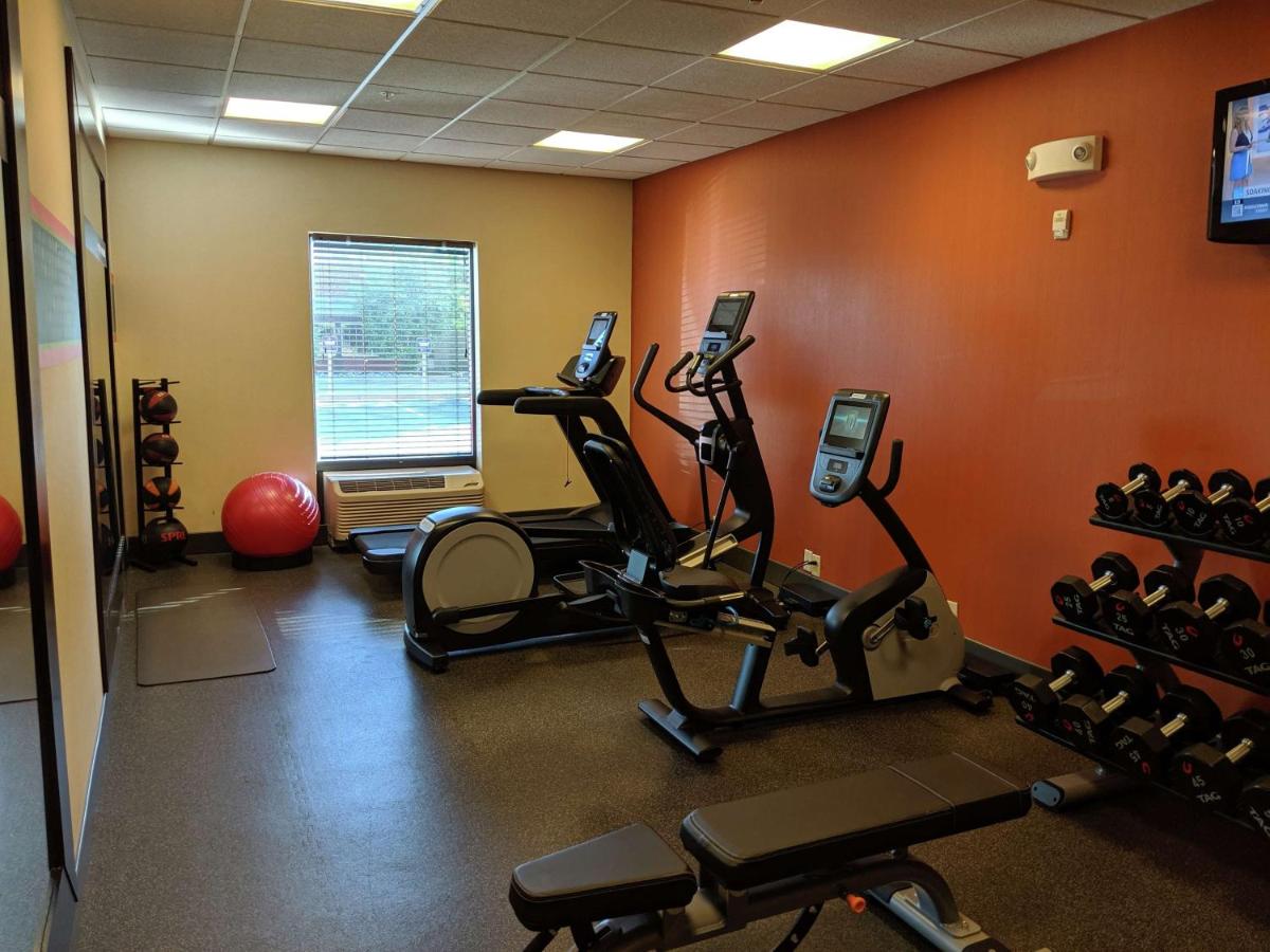 | Hampton Inn & Suites Cincinnati-Union Centre