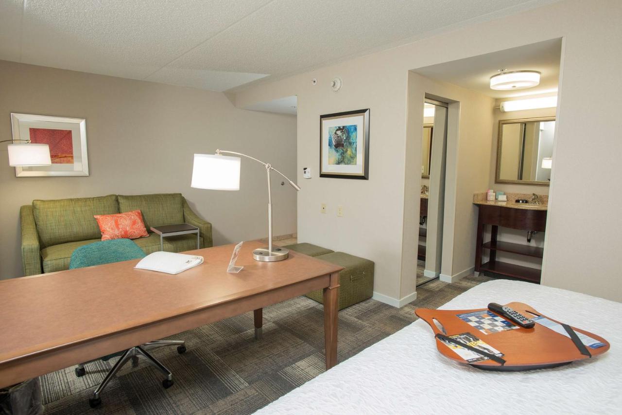 King Studio - Non-Smoking at Hampton Inn & Suites Cincinnati-Union Center