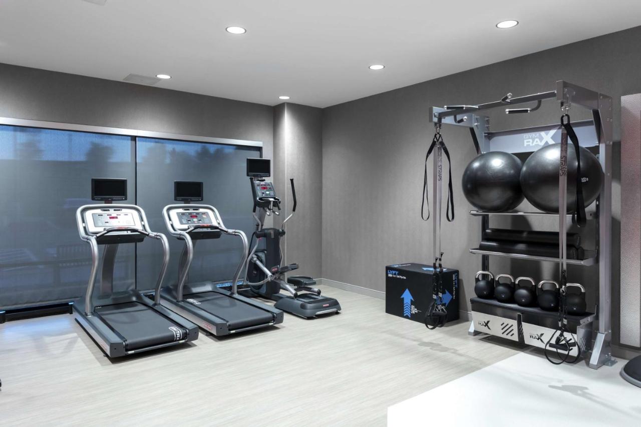 | Hilton Garden Inn Denver/Thornton