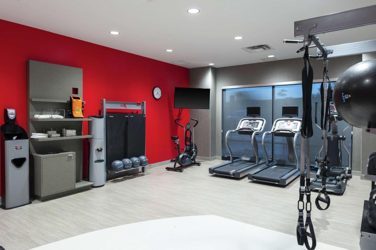 | Hilton Garden Inn Denver/Thornton
