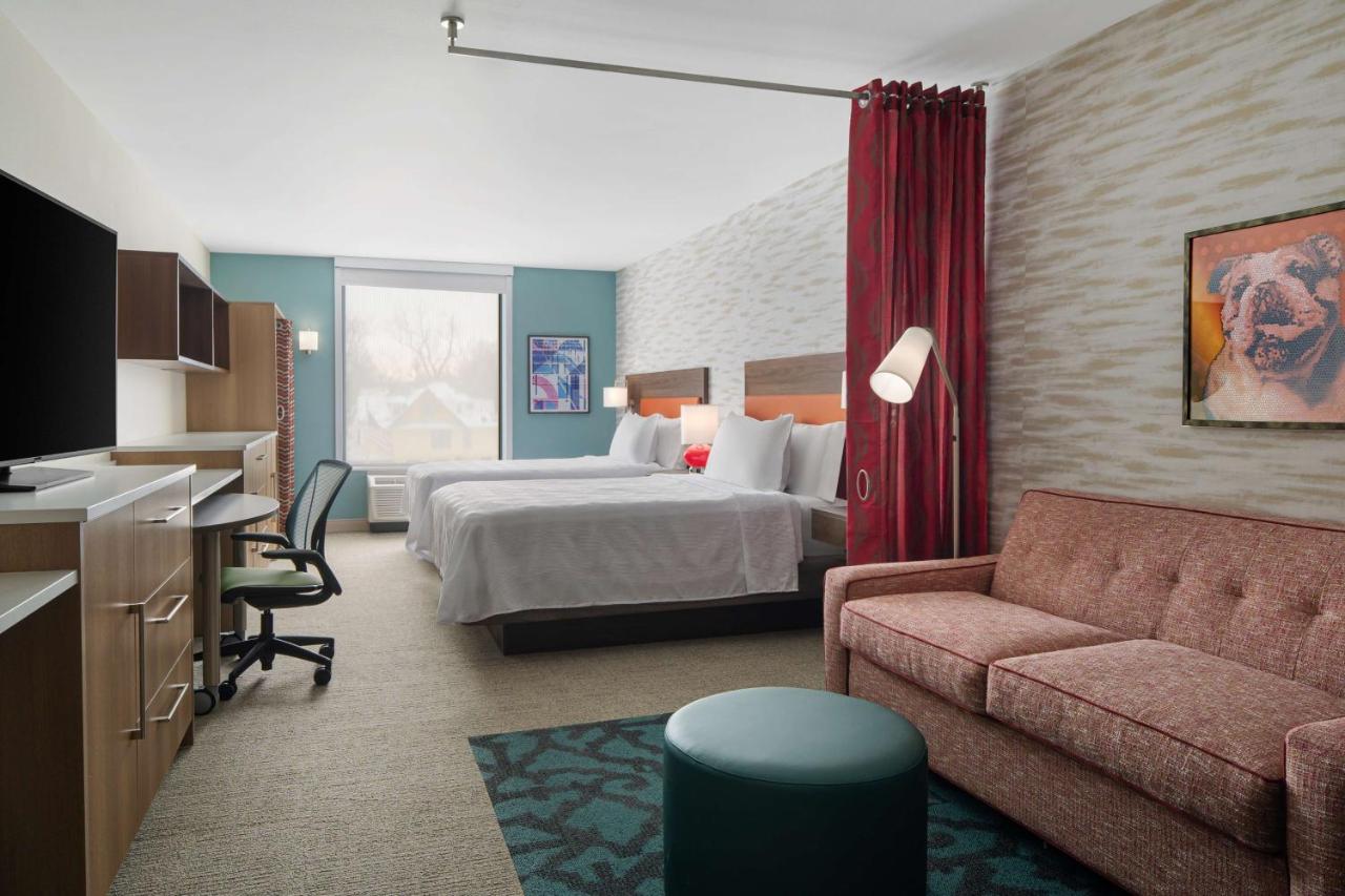 Queen Studio with Two Queen Beds - Non-Smoking at Home2 Suites by Hilton Des Moines at Drake University