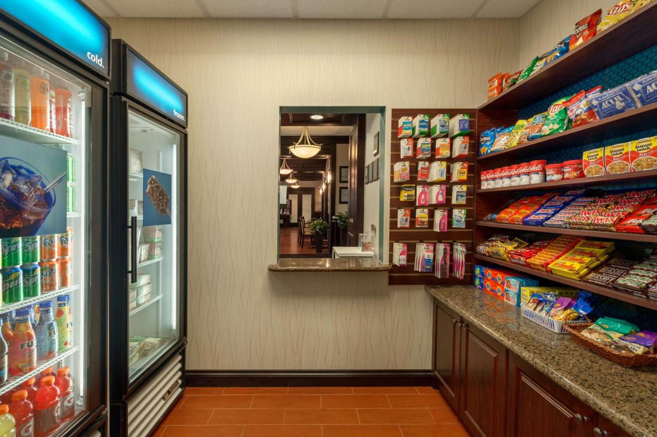  | Hampton Inn Detroit Roseville