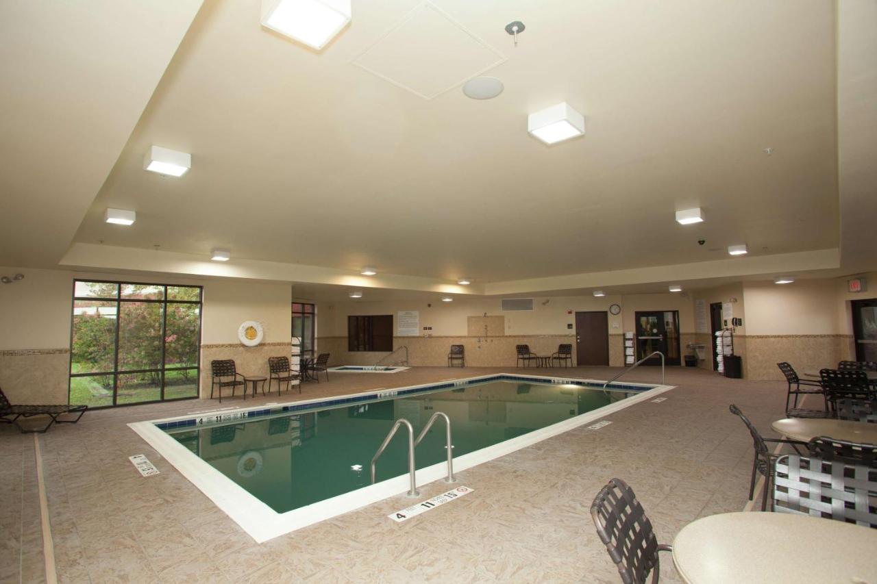 | Hampton Inn Elmira/Horseheads