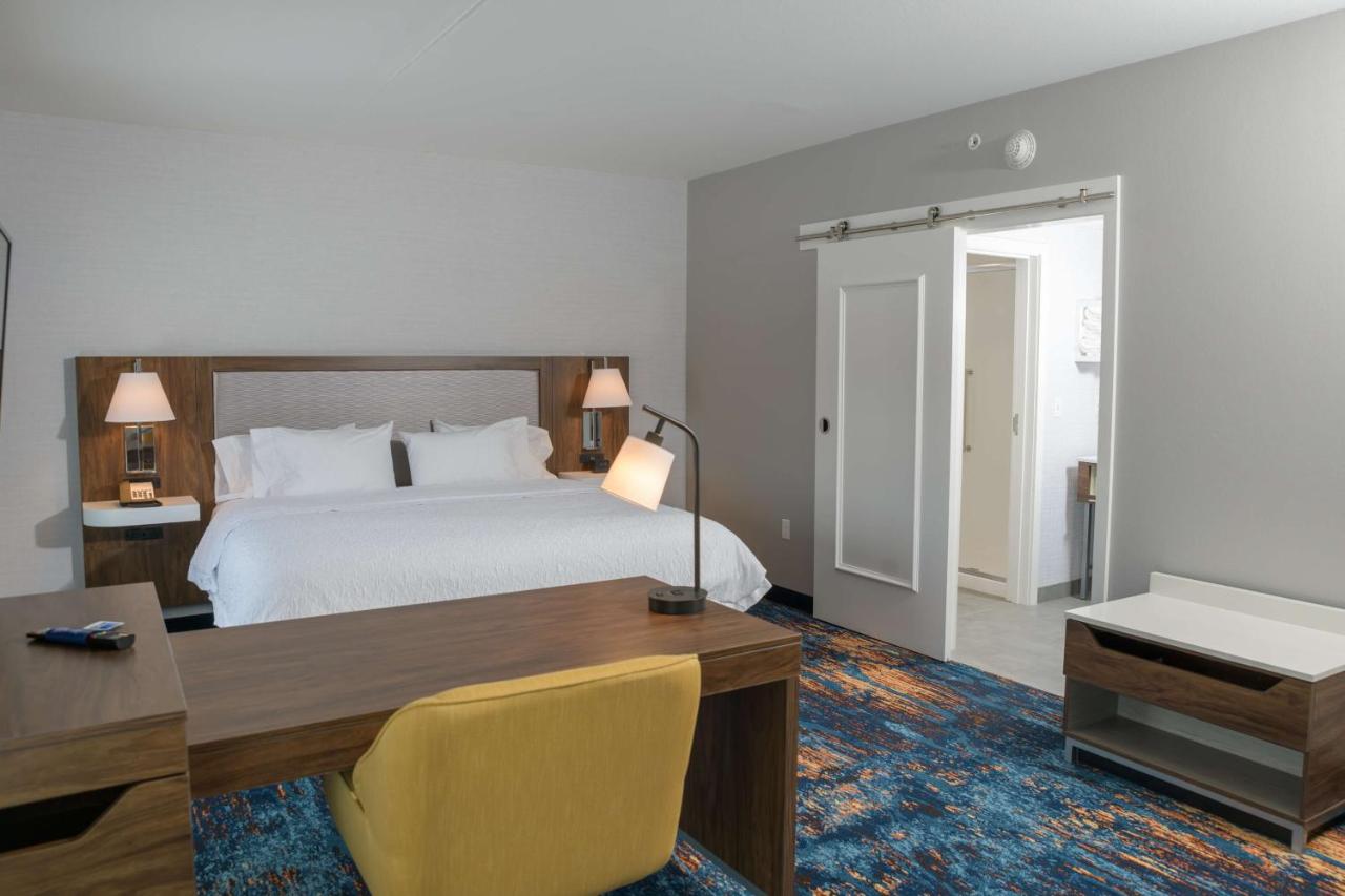 King Studio Suite - Non-Smoking at Hampton Inn & Suites Erie Bayfront