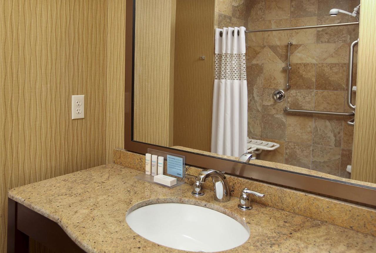 Queen Room with Two Queen Beds - Hearing Accessible with Tub at Hampton Inn & Suites by Hilton Fargo Medical Center