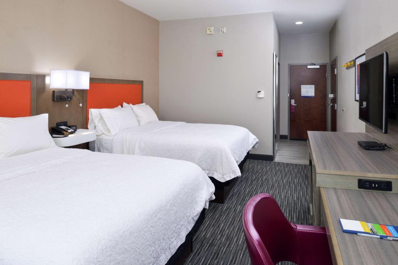Queen Room with Two Queen Beds - Non-Smoking at Hampton Inn Fort Stockton