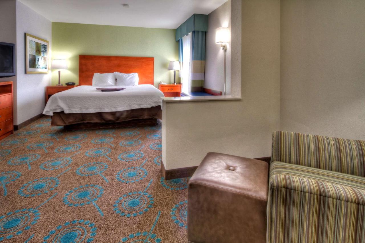 King Suite - Non-Smoking at Hampton Inn Goldsboro NC