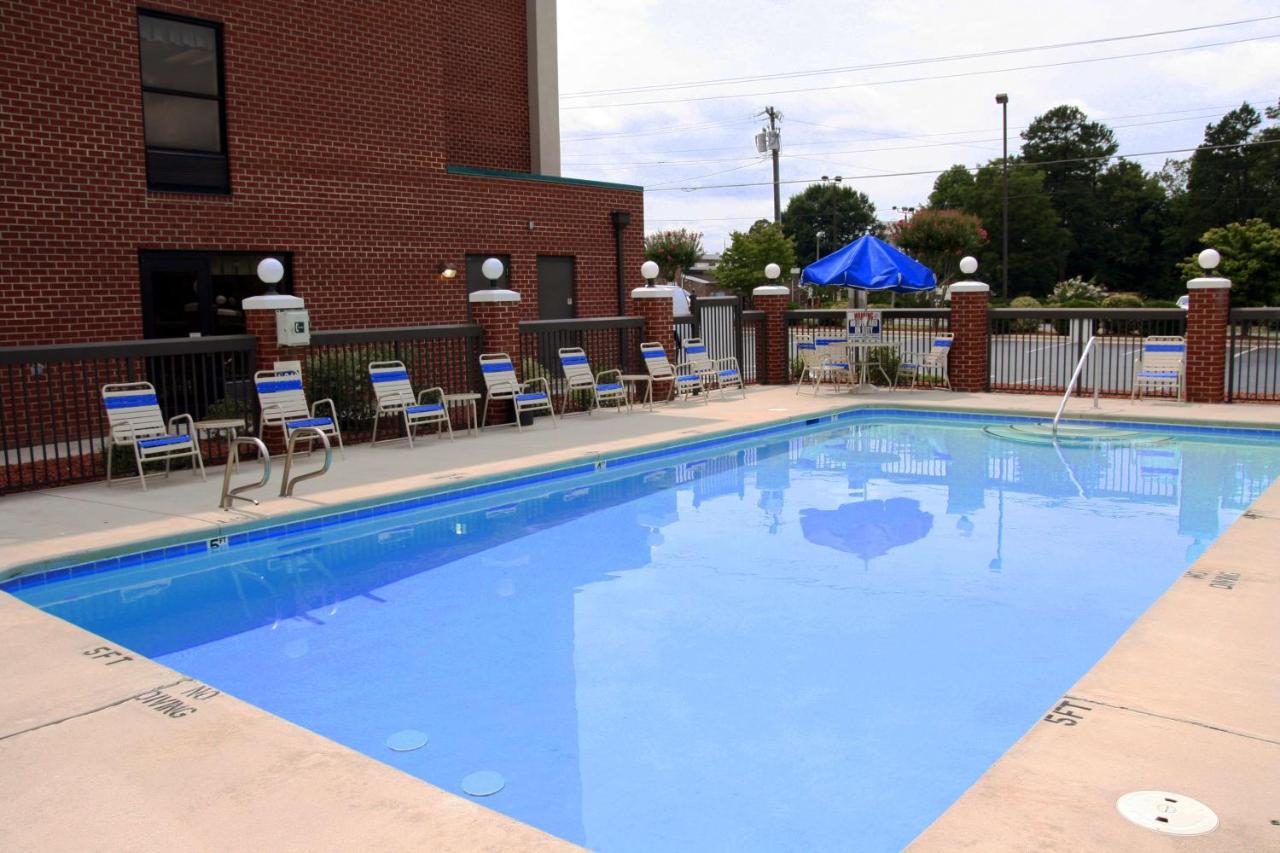 | Hampton Inn High Point