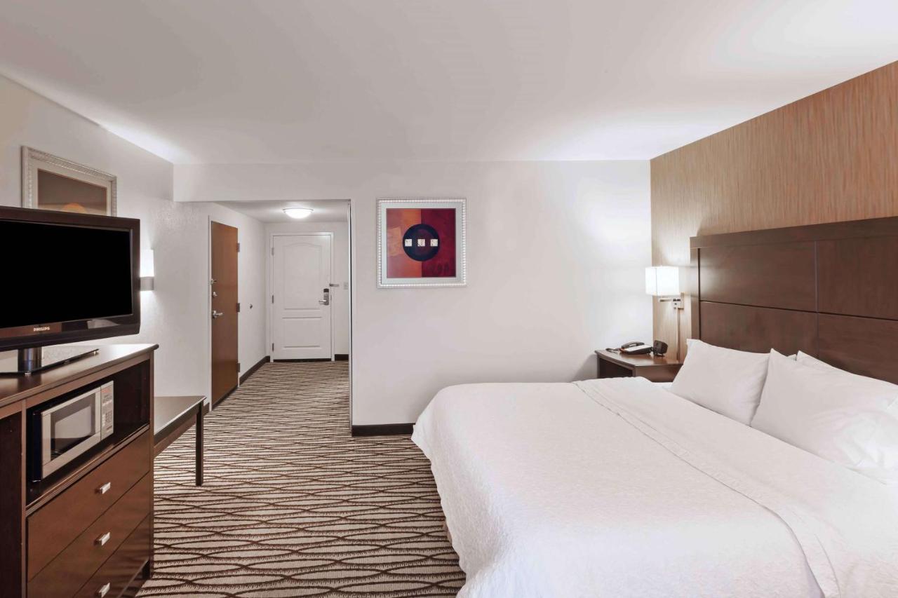 King Room - Non-Smoking at Hampton Inn & Suites Morgan City