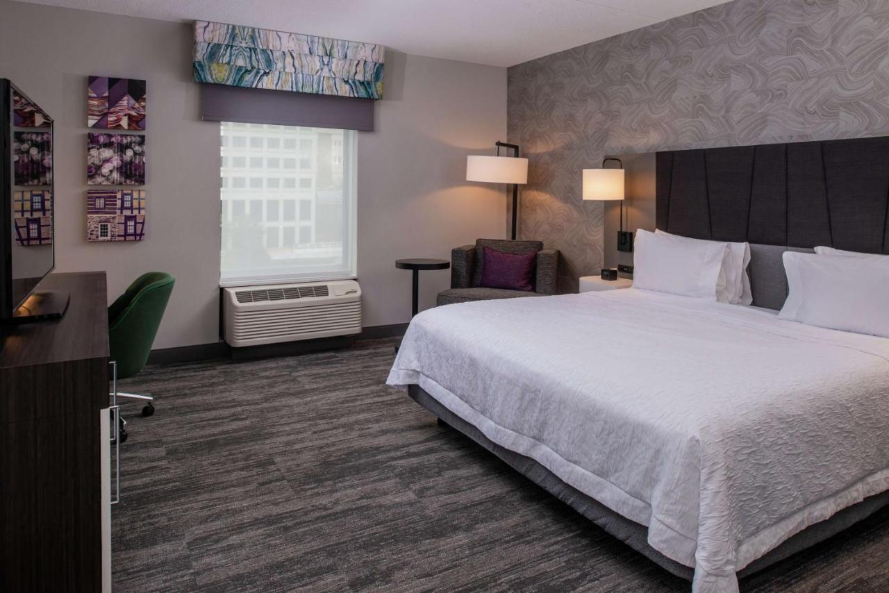 King Room with Roll in Shower - Mobility Accessible/Non-Smoking at Hampton Inn & Suites Winston-Salem Downtown