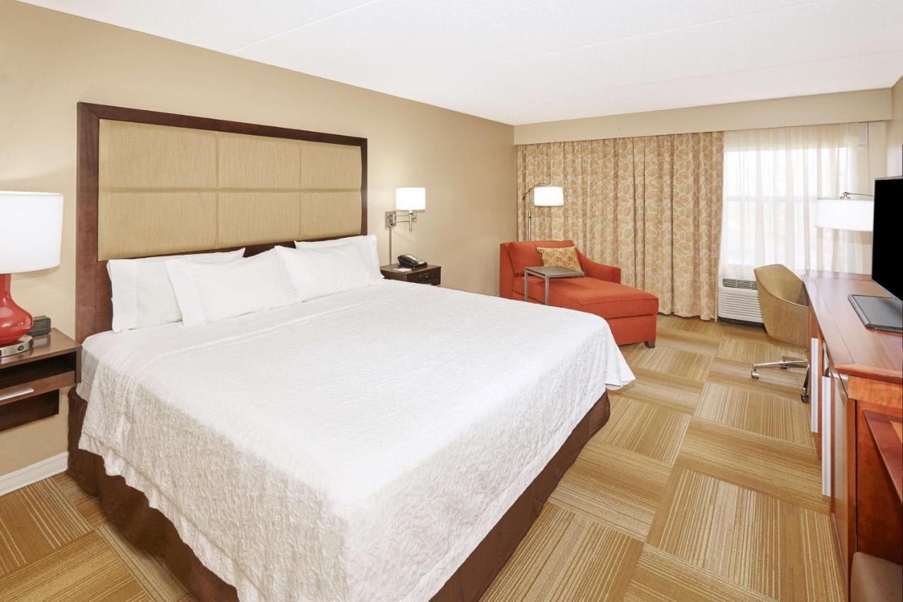 King Room - Non-Smoking at Hampton Inn Lafayette