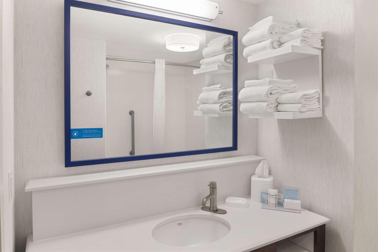 Queen Room with Bath Tub - Non-Smoking at Hampton Inn Lagrange near Callaway Gardens