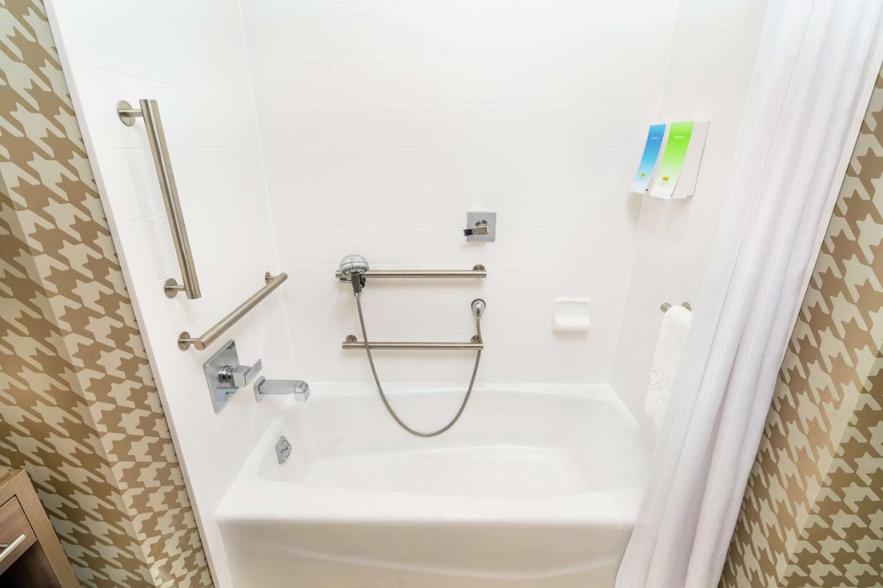 King Suite - Mobility Accessible/Non-Smoking at Home2 Suites by Hilton Las Vegas Stadium District