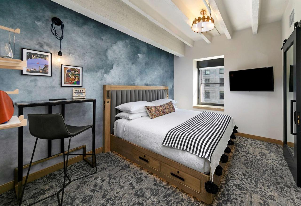 King Room with City View at The Wayfarer Downtown LA, Tapestry Collection by Hilton