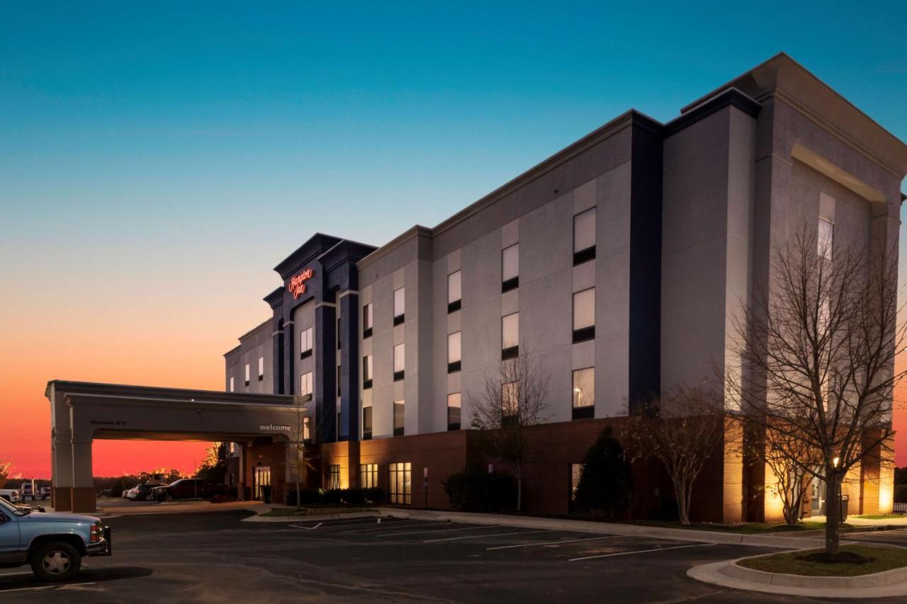  | Hampton Inn Gretna - Smith Mountain Lake