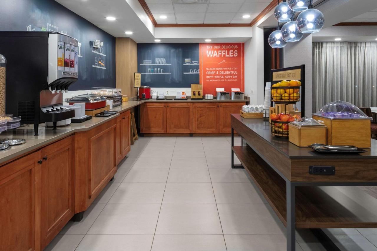  | Hampton Inn Gretna - Smith Mountain Lake