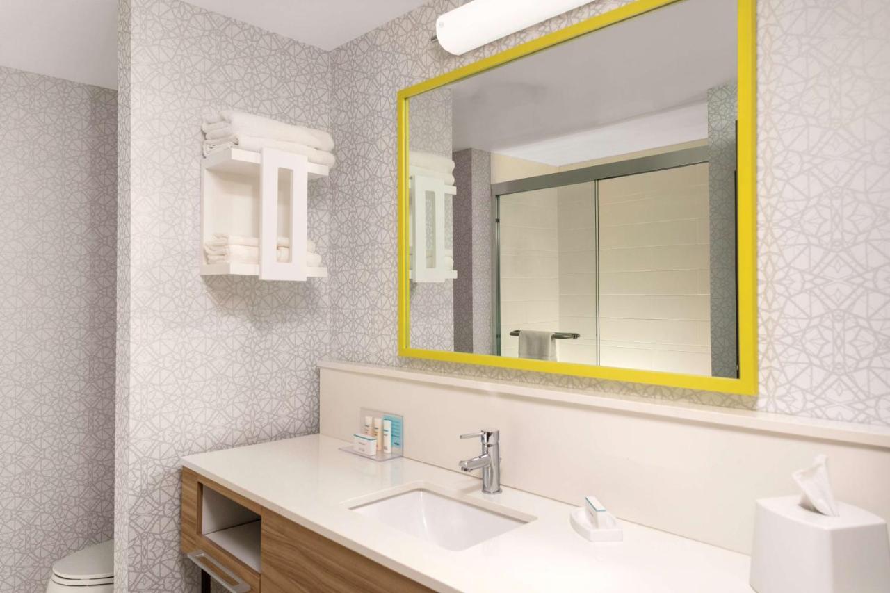  | Hampton Inn Gretna - Smith Mountain Lake