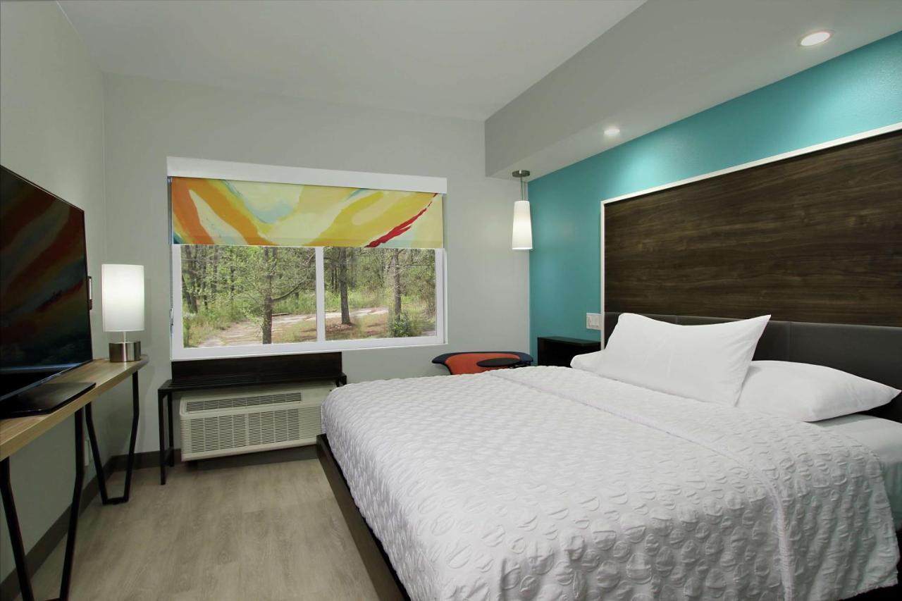 King Room at Tru By Hilton Meridian