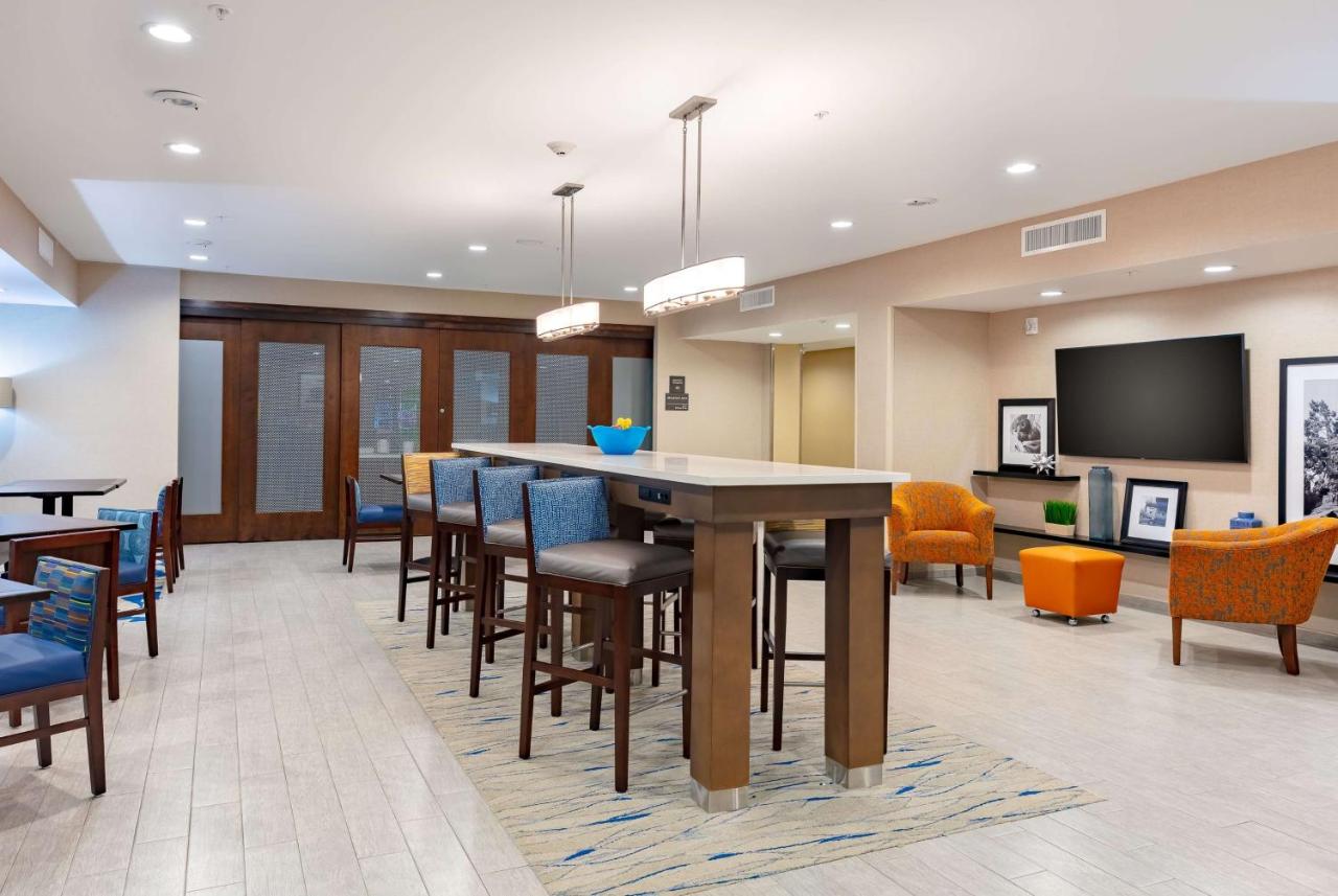 | Hampton Inn Wetumpka