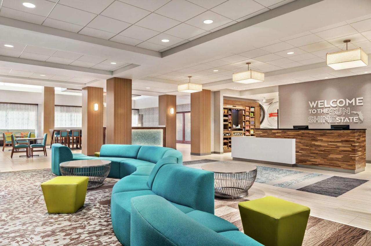 | Hampton Inn & Suites Miami, Kendall, Executive Airport