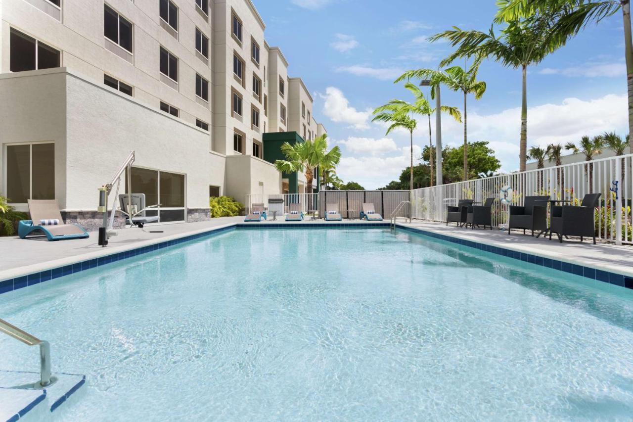 | Hampton Inn & Suites Miami, Kendall, Executive Airport