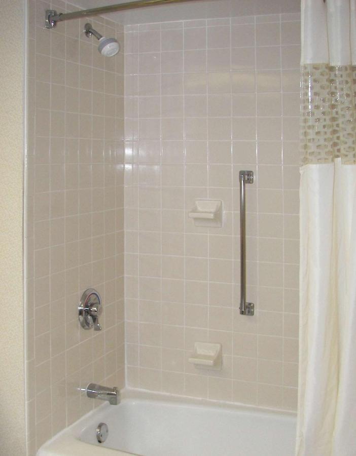 | Hampton Inn Milwaukee Northwest