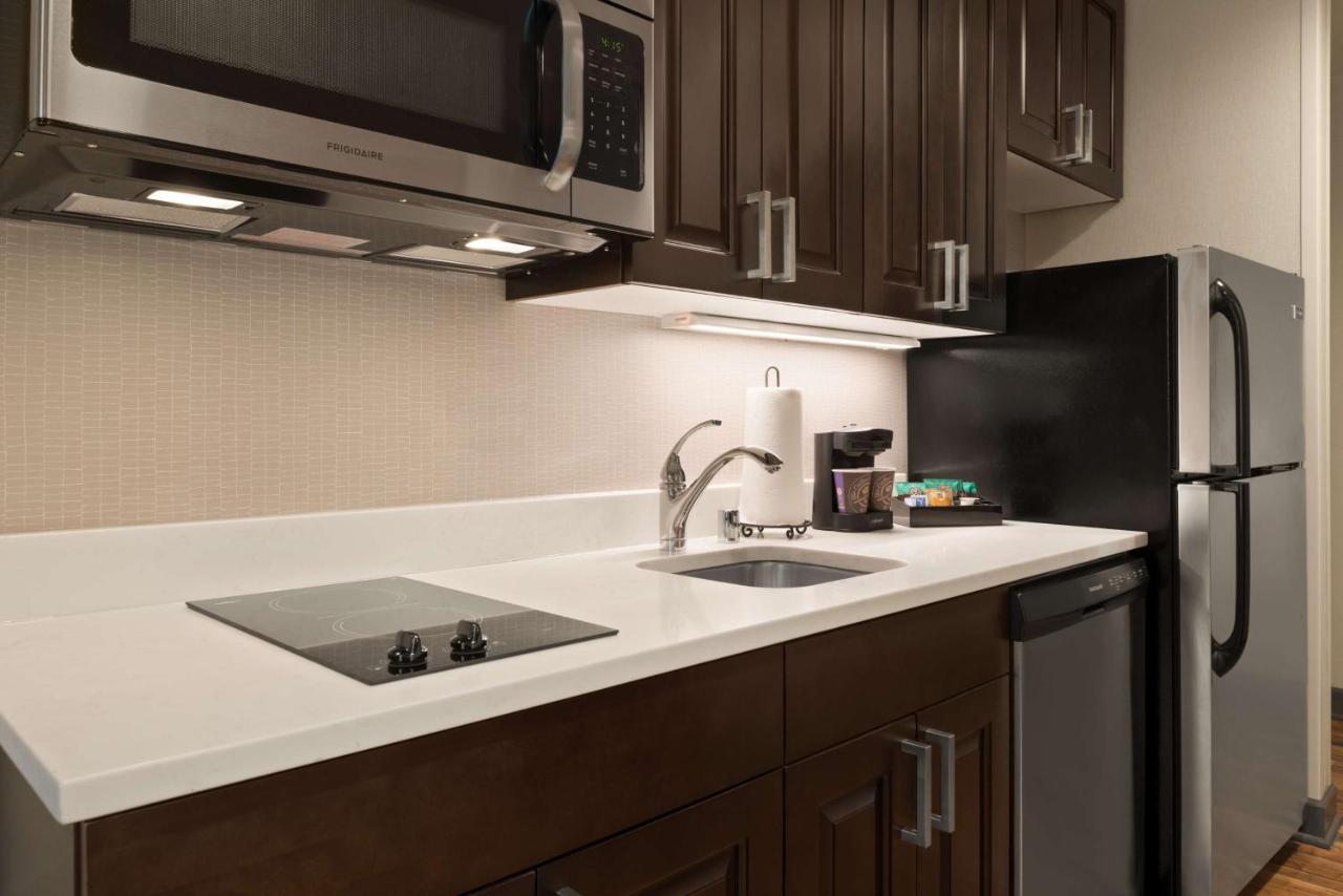 King Studio Suite - Non Smoking at Homewood Suites By Hilton Milwaukee Downtown