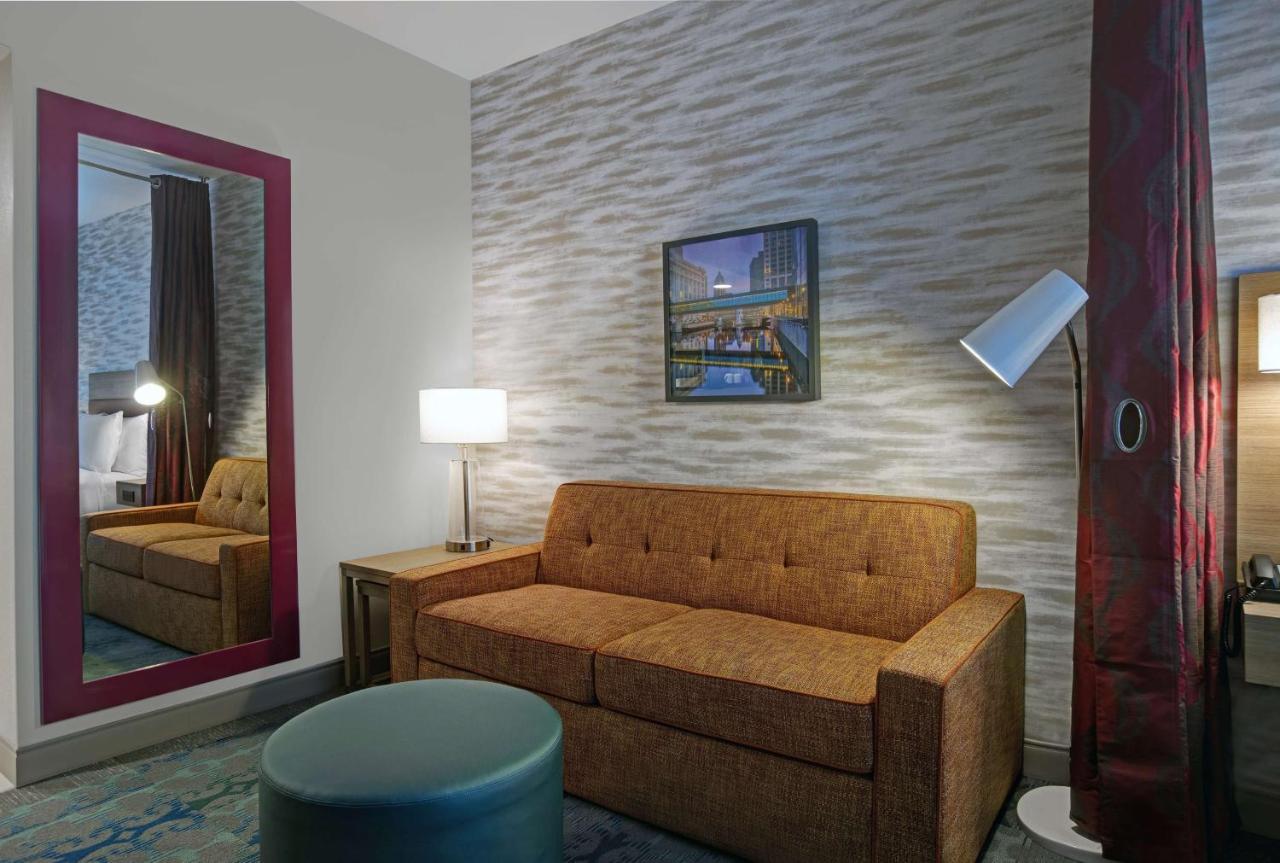 Queen Studio - Non-Smoking at Home2 Suites by Hilton Milwaukee Downtown