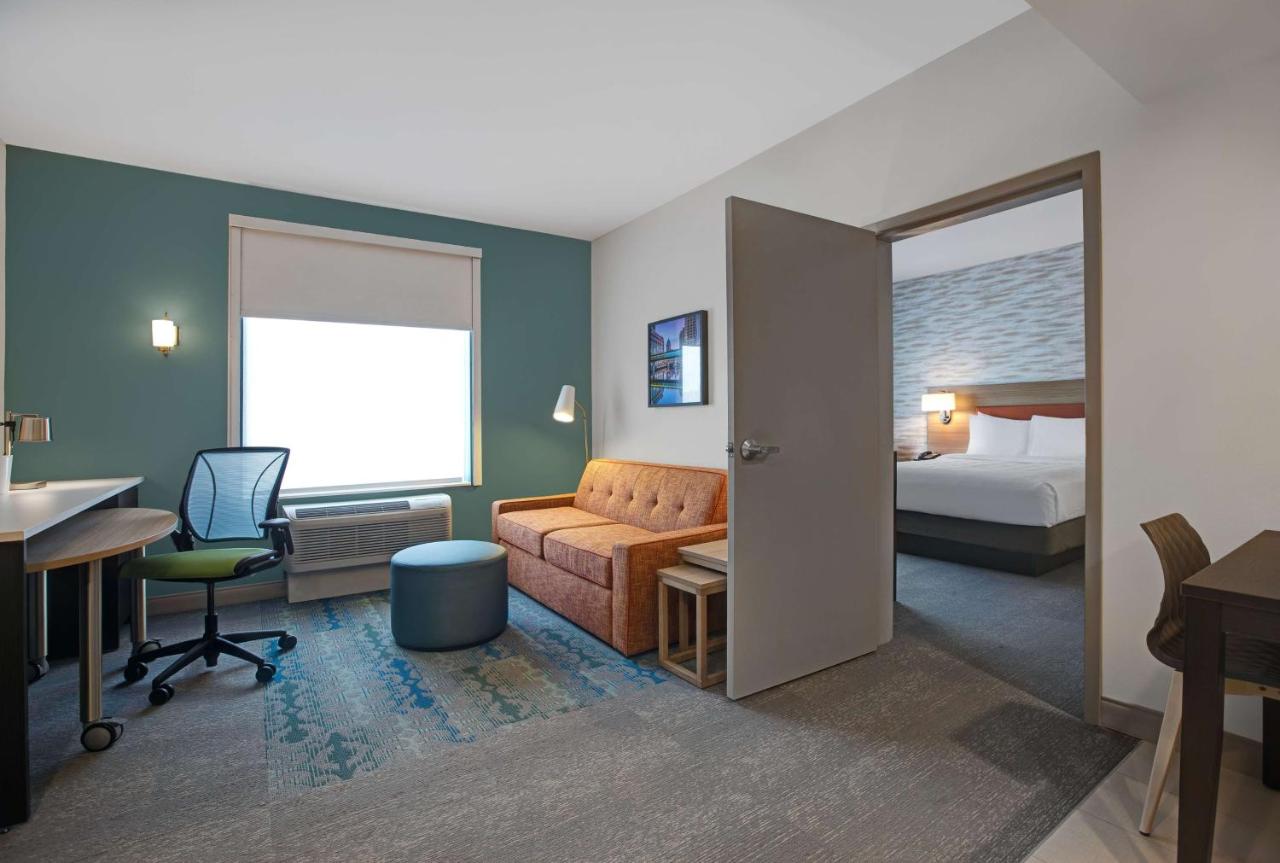 One-Bedroom Queen Suite - Non-Smoking at Home2 Suites by Hilton Milwaukee Downtown