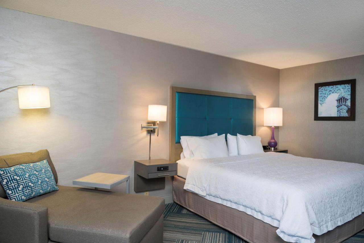 King Room at Hampton Inn Midland