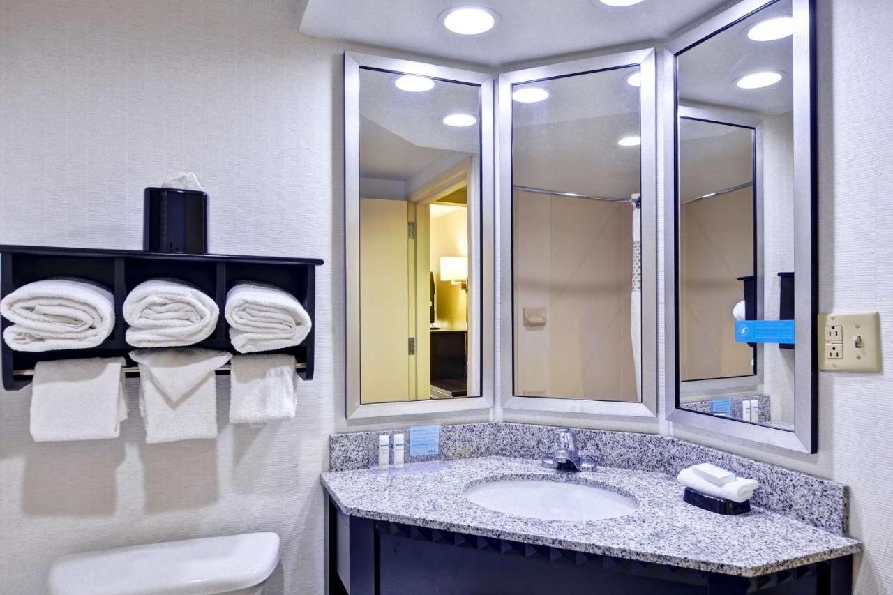 Two Queen Beds Bayview Room with Balcony at Hampton Inn Mobile-East Bay/Daphne