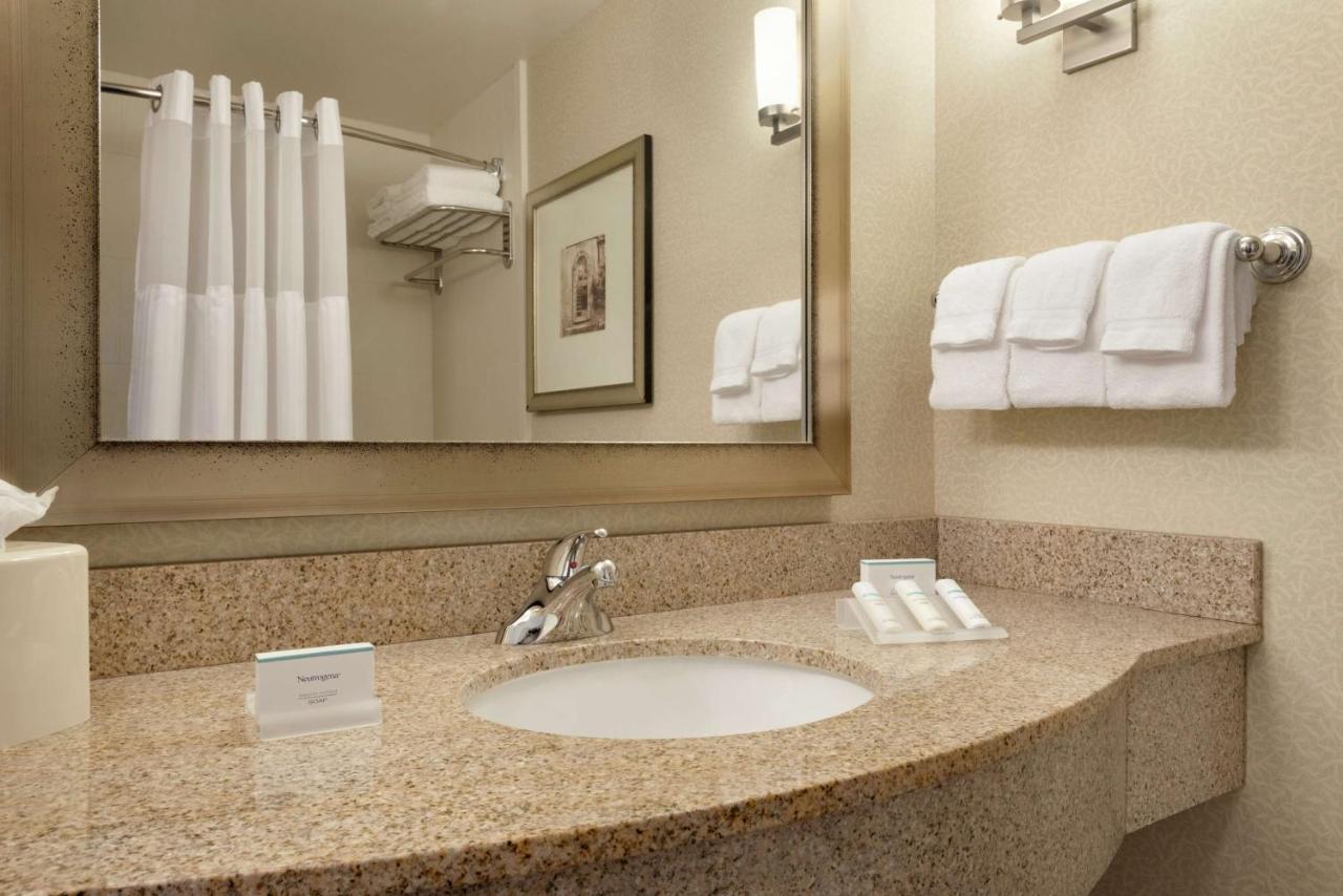 2 Queen Beds at Hilton Garden Inn Minneapolis Downtown