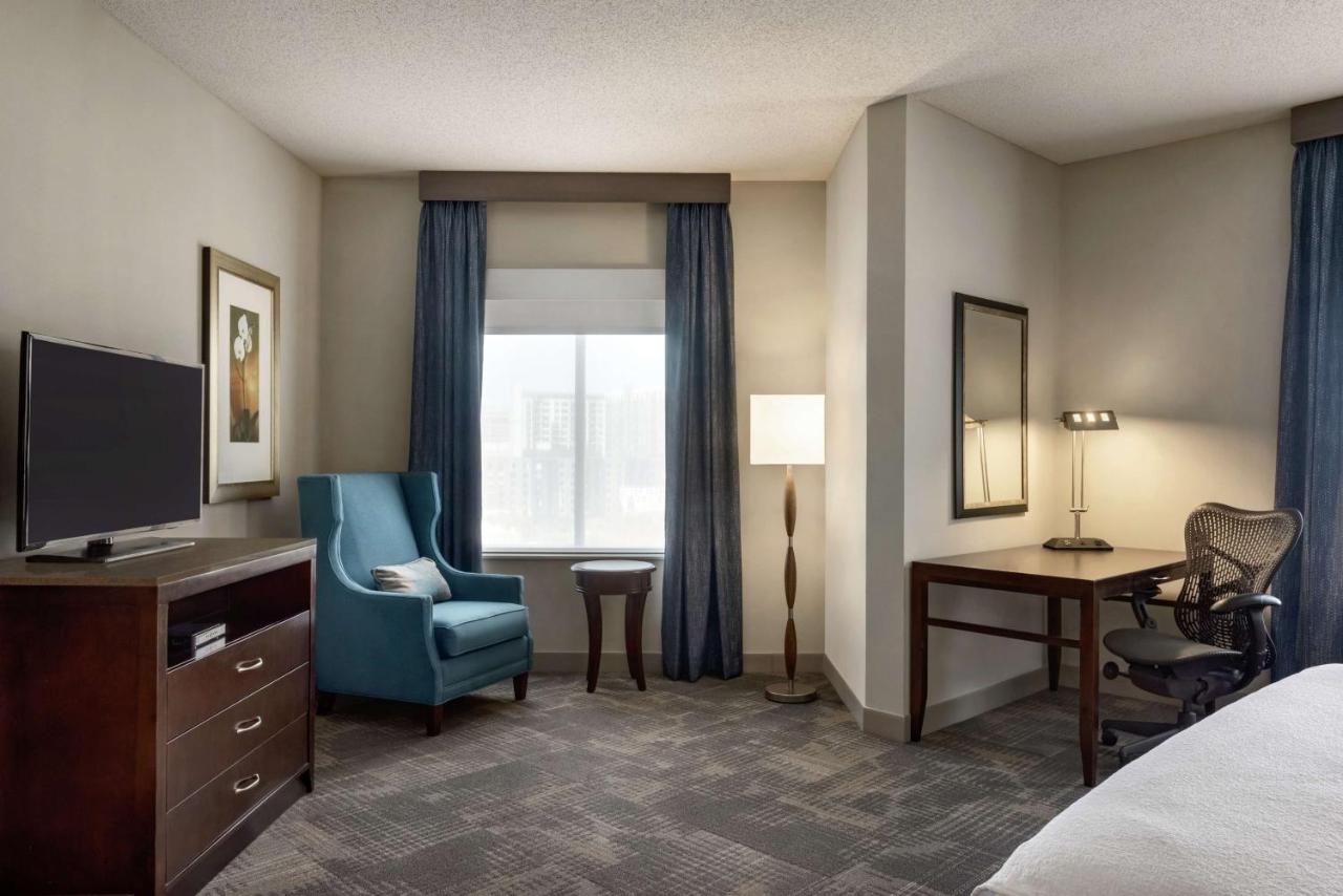 1 King Bed Executive at Hilton Garden Inn Minneapolis Downtown