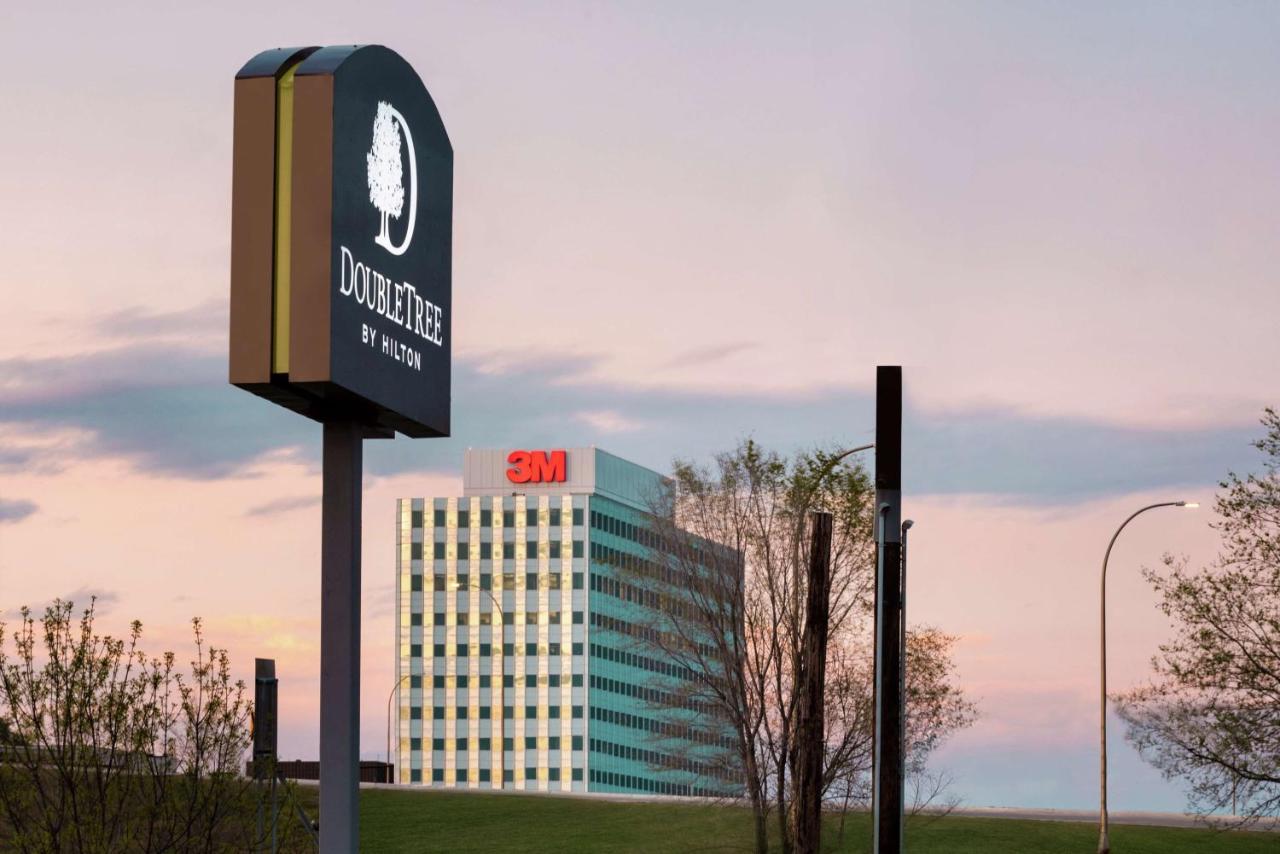 | DoubleTree by Hilton St. Paul, MN