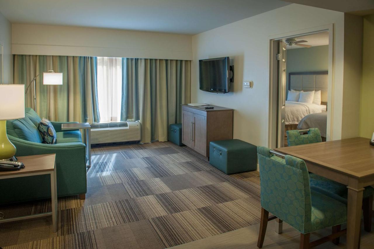 Double Suite - Non-Smoking at Hampton Inn & Suites New Orleans-Elmwood/Clearview Pkway, LA