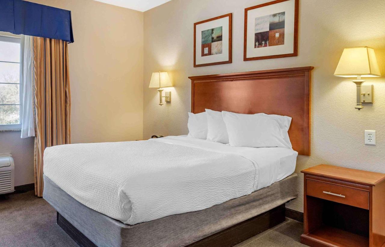| Extended Stay America Suites - Houston - Kingwood