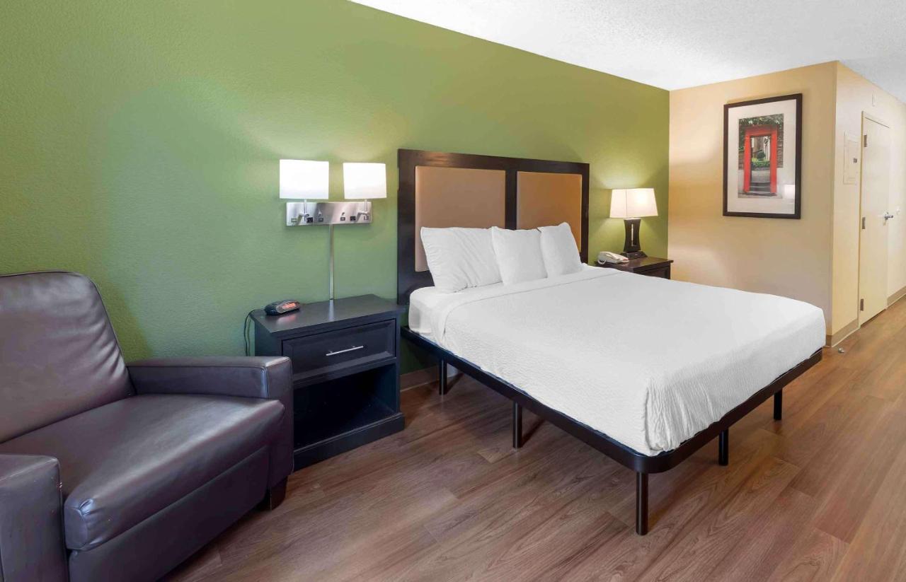 | Extended Stay America Suites - Houston - Kingwood