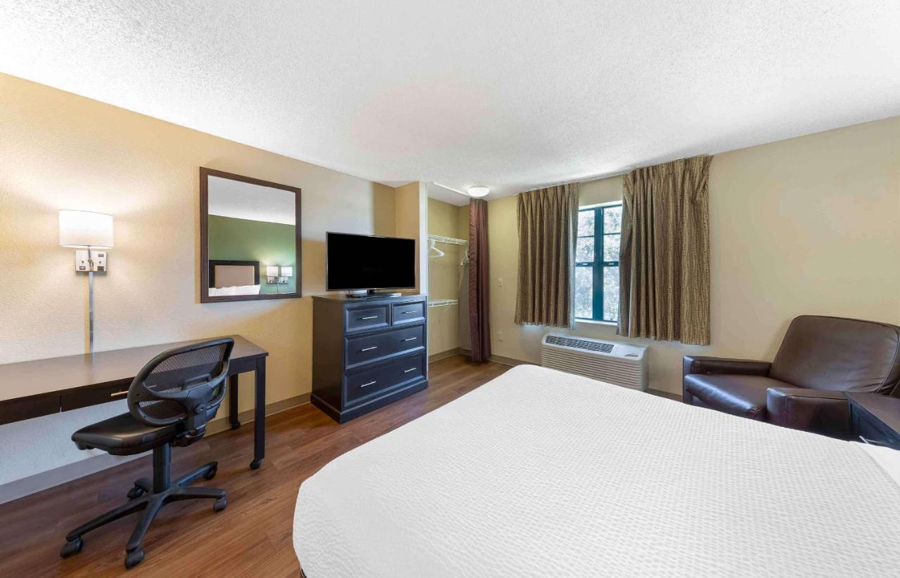| Extended Stay America Suites - Houston - Kingwood