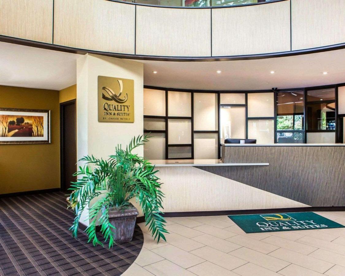 | Quality Inn & Suites Peoria