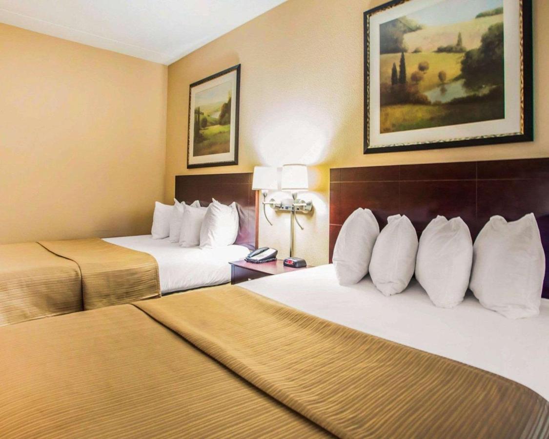 | Quality Inn & Suites Peoria