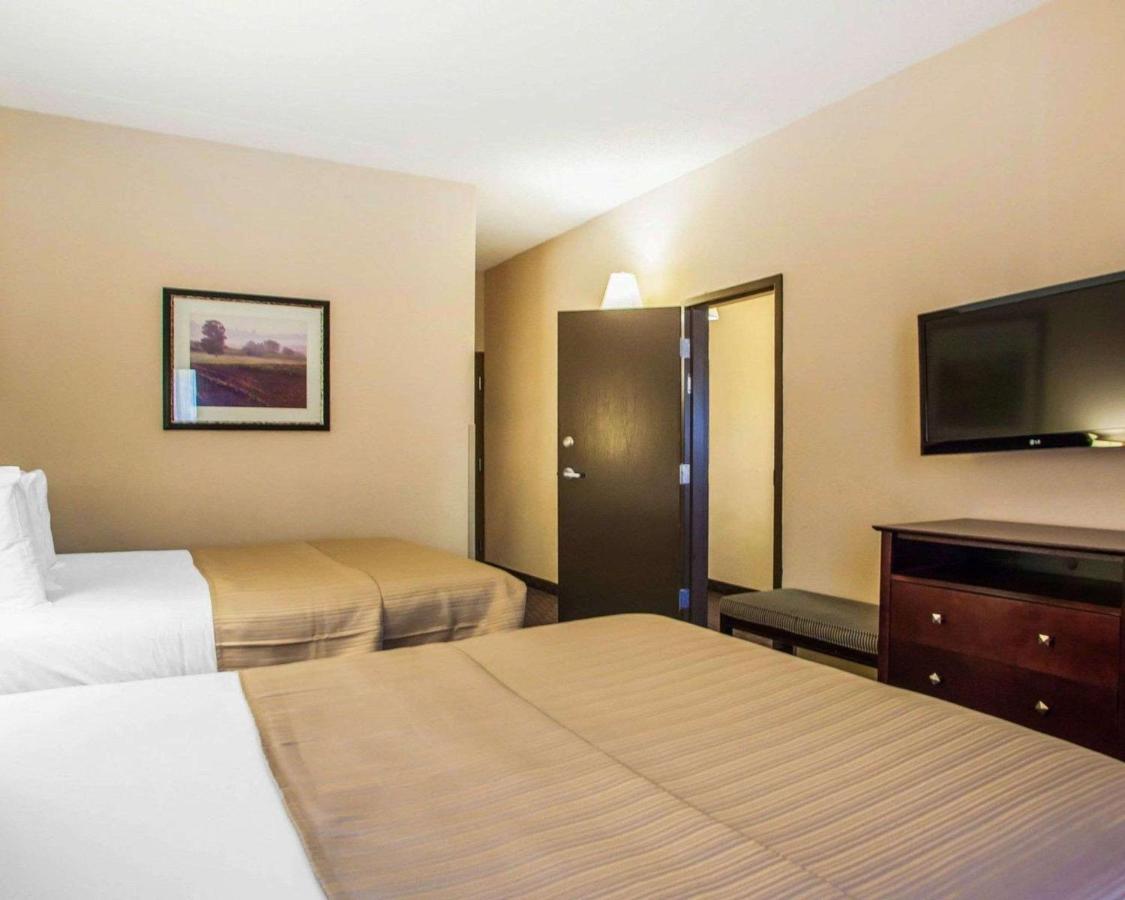 | Quality Inn & Suites Peoria