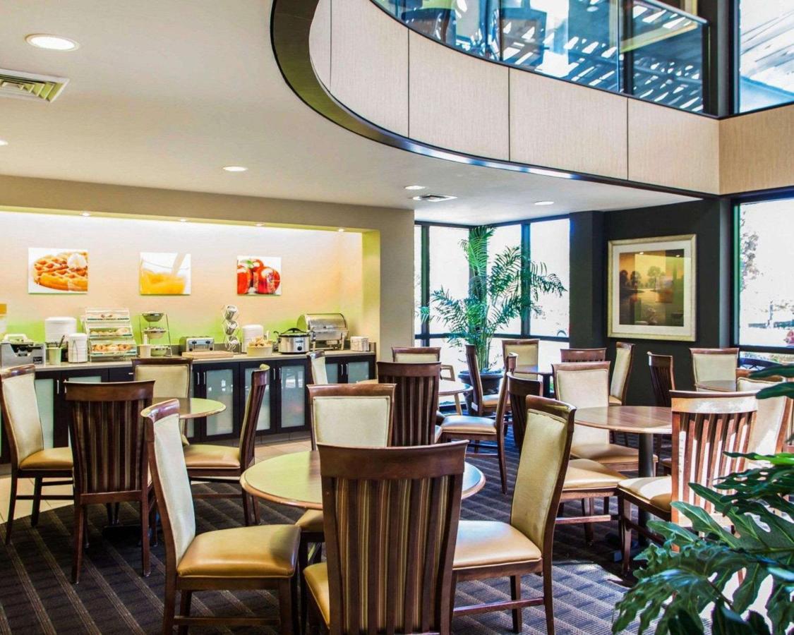 | Quality Inn & Suites Peoria