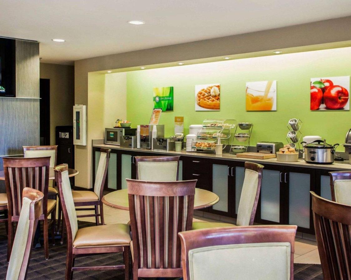 | Quality Inn & Suites Peoria
