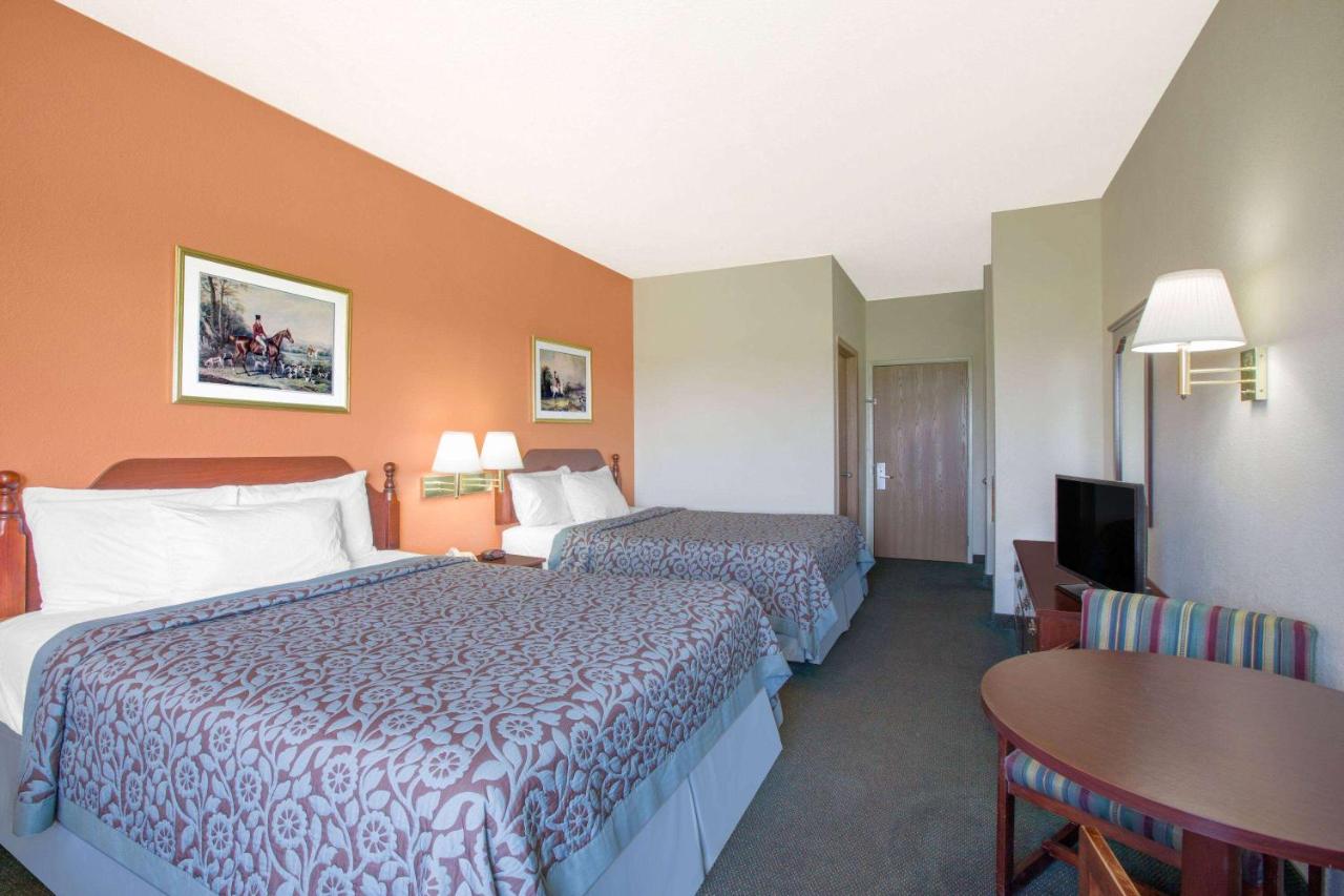 | Days Inn by Wyndham Butler