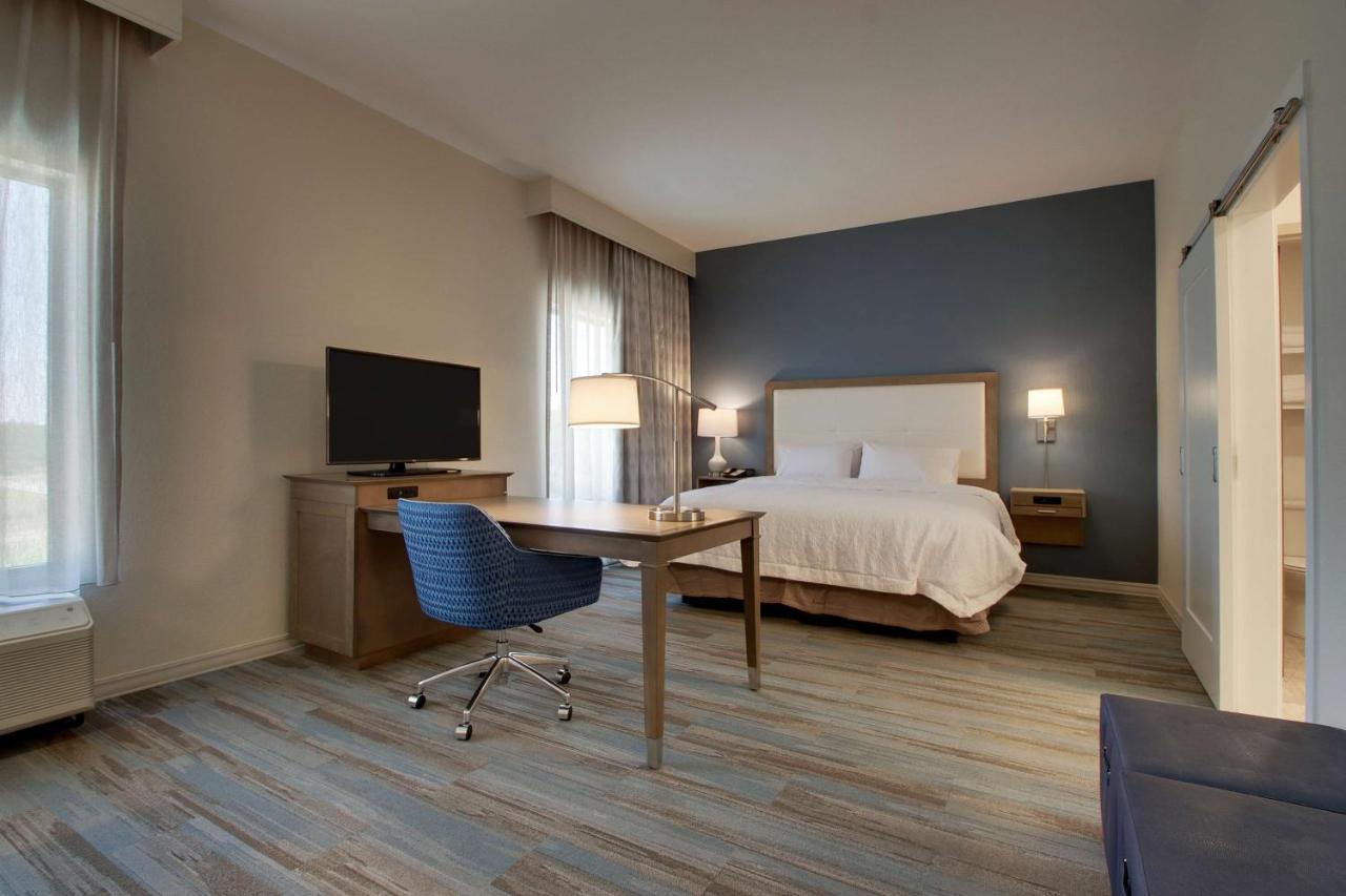 King Studio at Hampton Inn Sneads Ferry North Topsail Beach