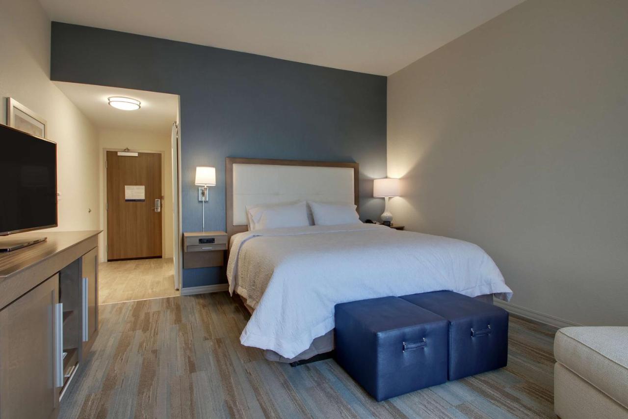King Room at Hampton Inn Sneads Ferry North Topsail Beach