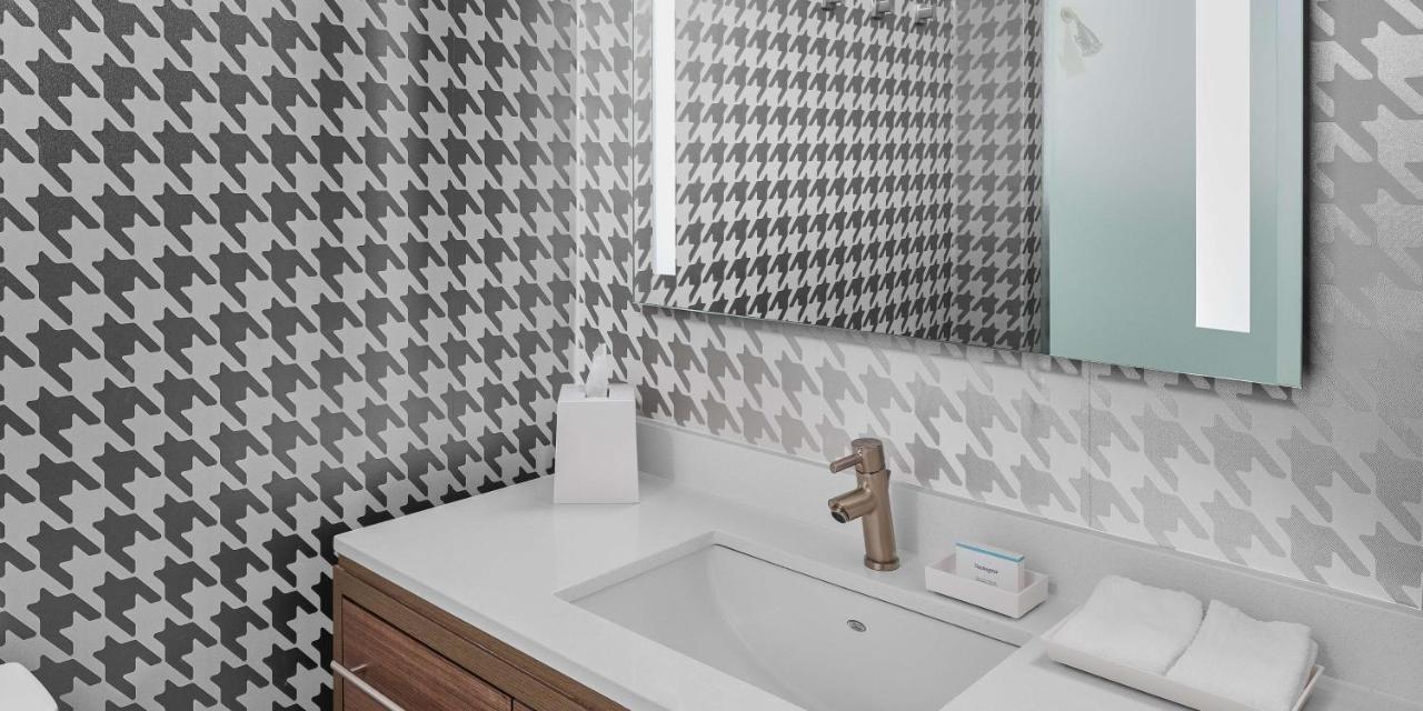 Queen Studio with Two Queen Beds - Non-Smoking at Home2 Suites by Hilton Ocean City - Bayside, MD